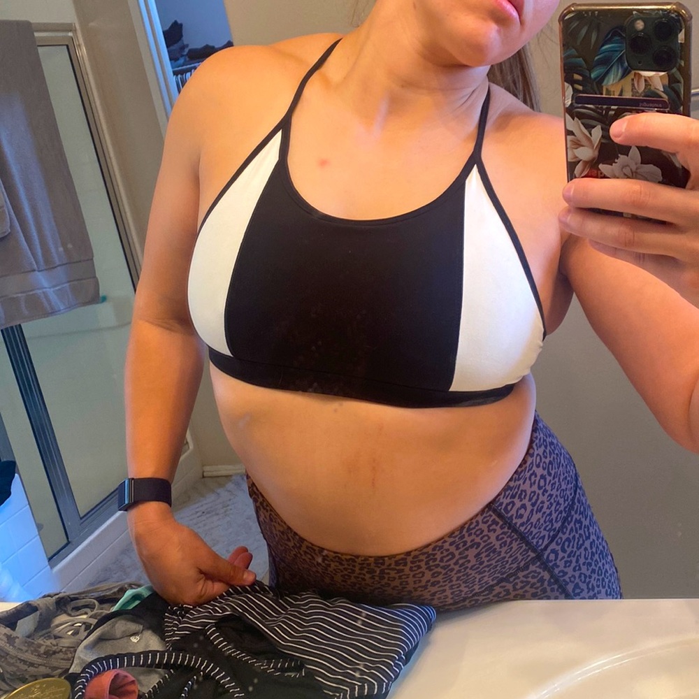 New Born Primitive Sports Bra size M